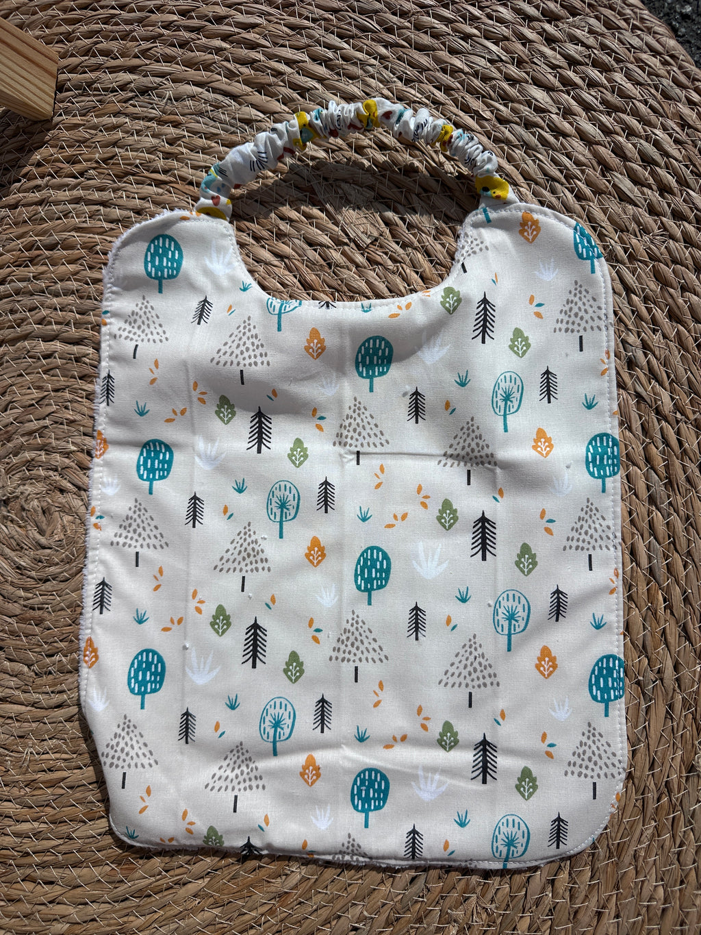 Bavoir maternelle