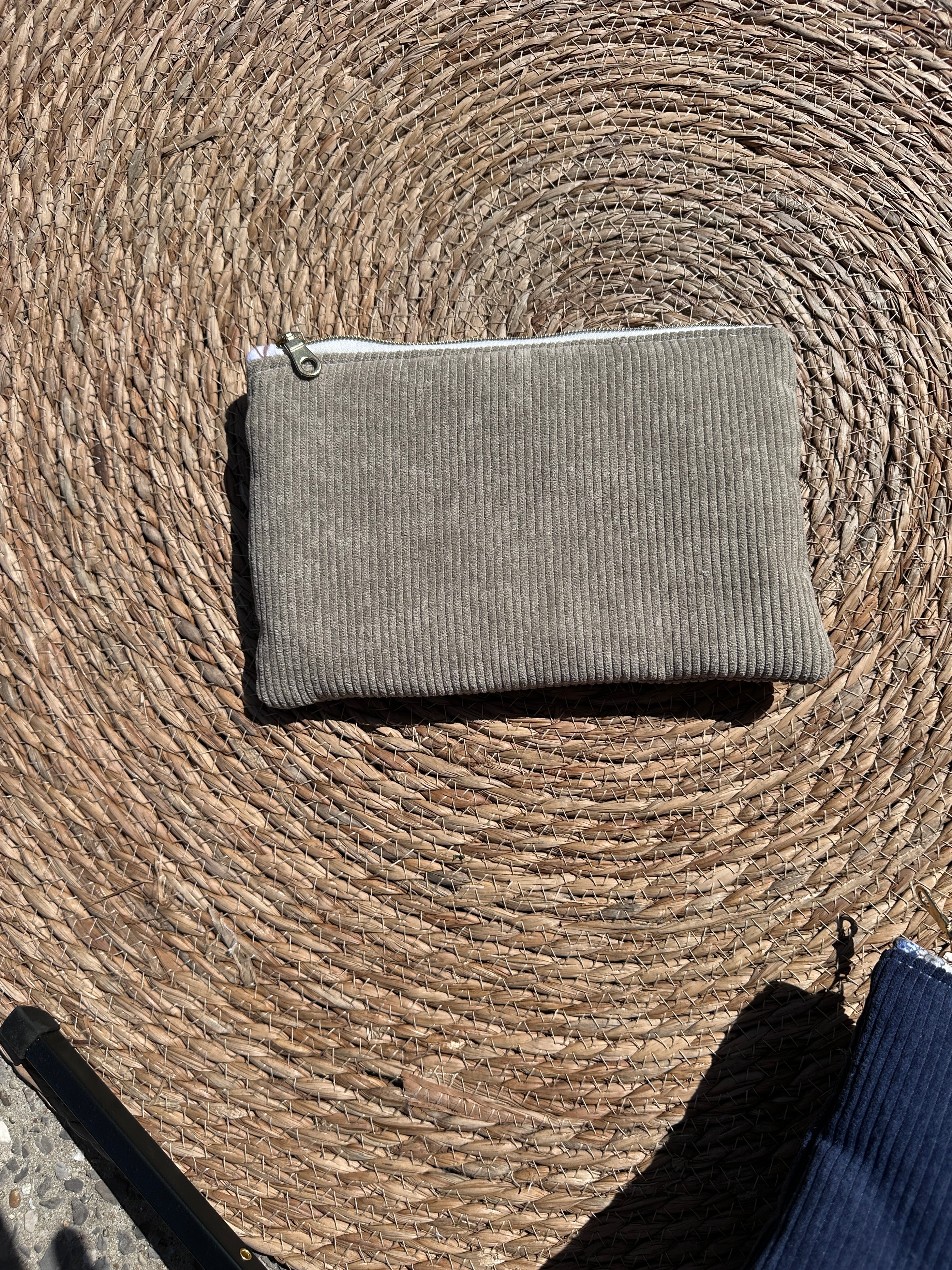 Pochette plate